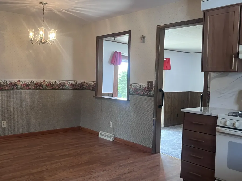 1221 Comet Drive Aurora IL 60505