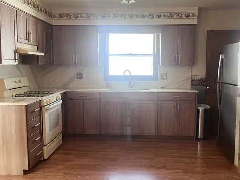 1221 Comet Drive Aurora IL 60505