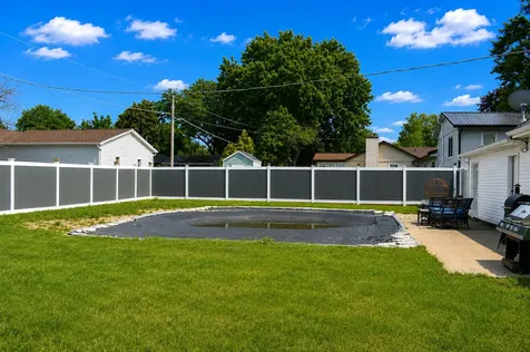 2218 12TH Avenue Sterling IL 61081