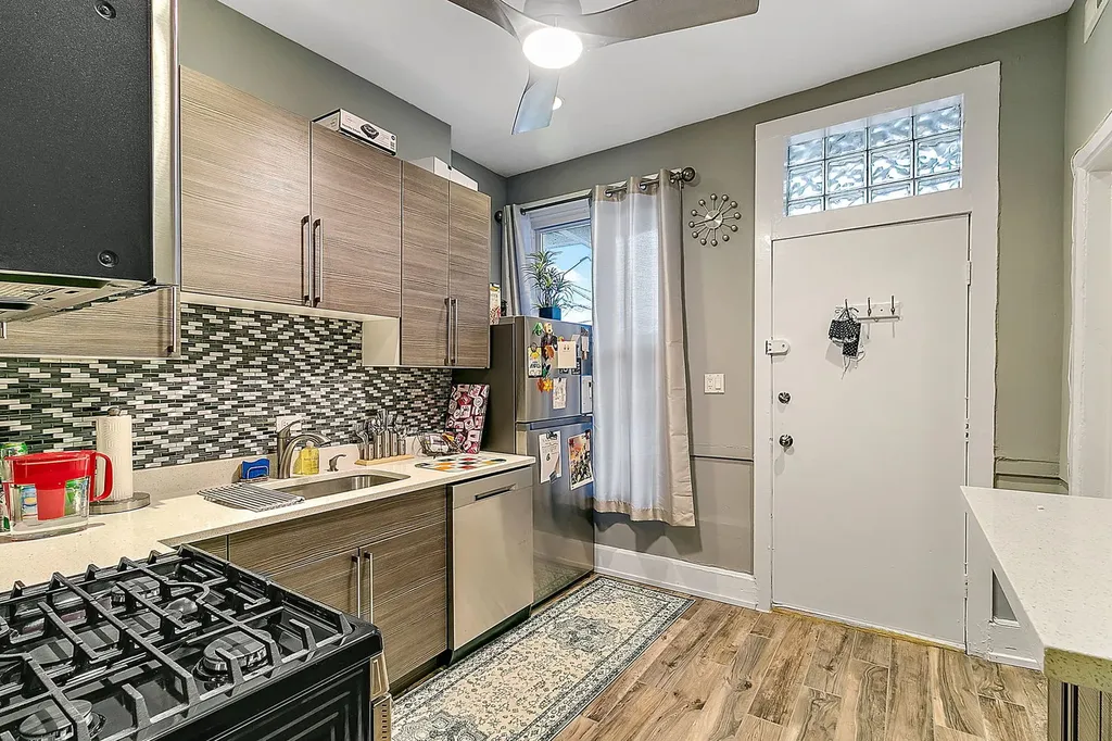 1609-11 North Wood Street Chicago IL 60622