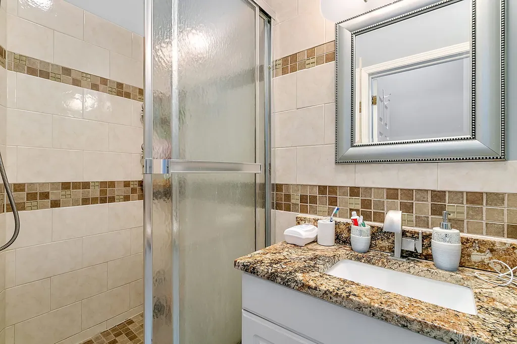 1609-11 North Wood Street Chicago IL 60622