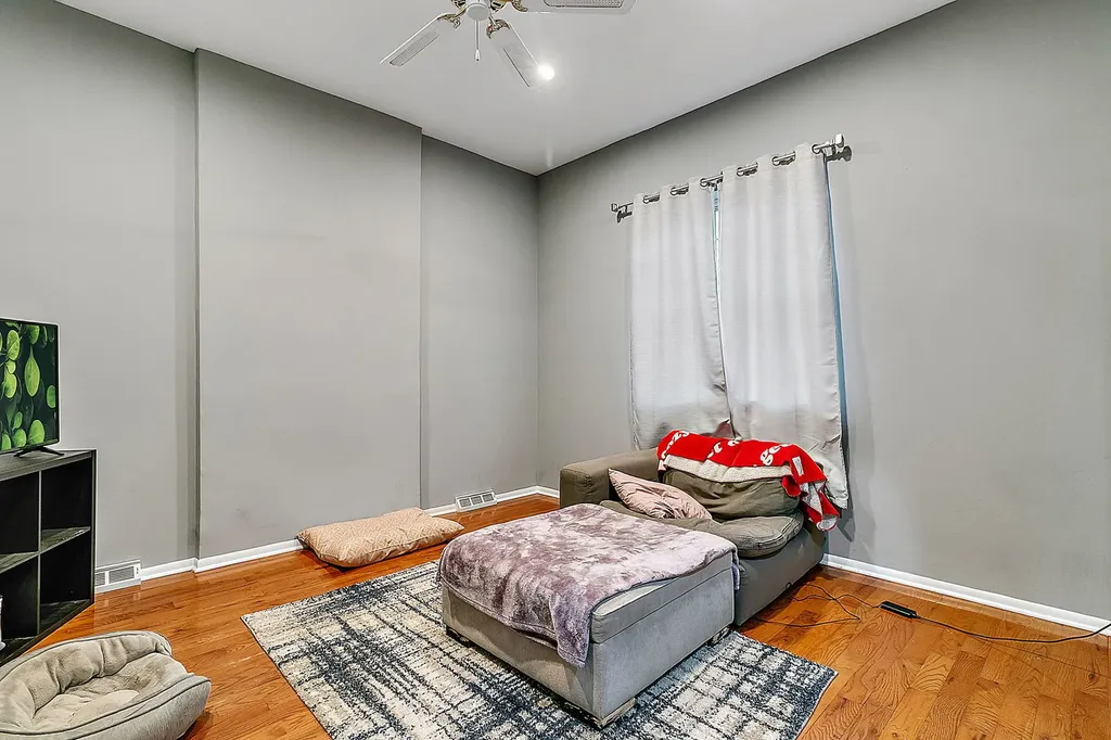 1609-11 North Wood Street Chicago IL 60622