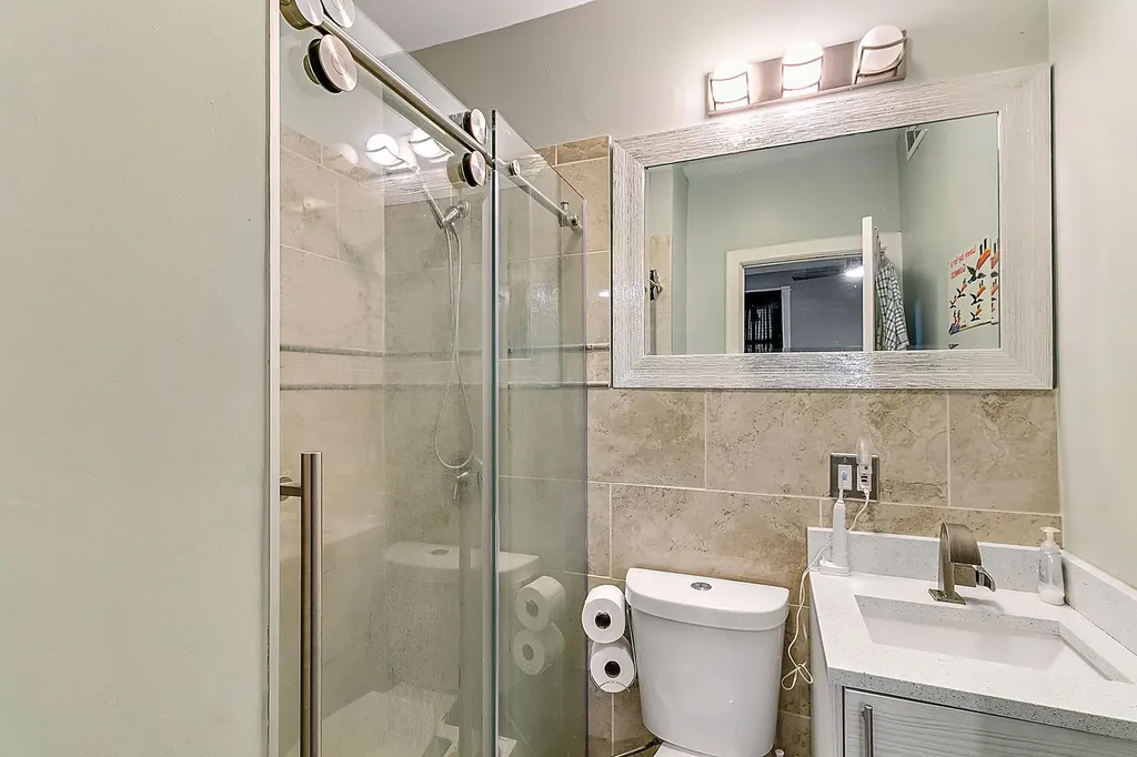 1609-11 North Wood Street Chicago IL 60622