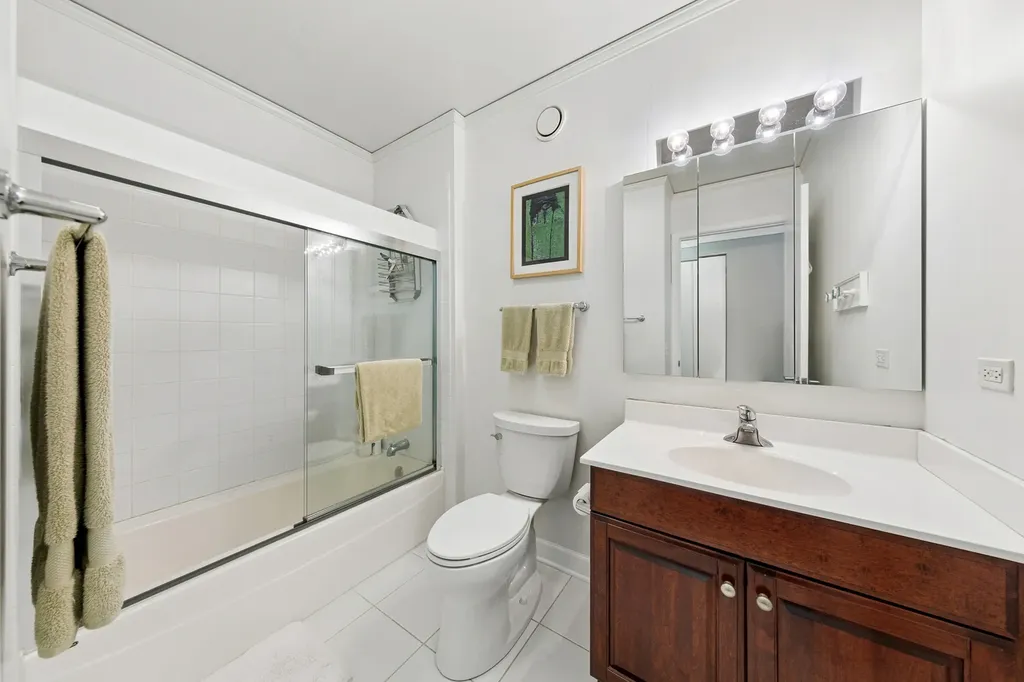 201 North Westshore Drive Chicago IL 60601