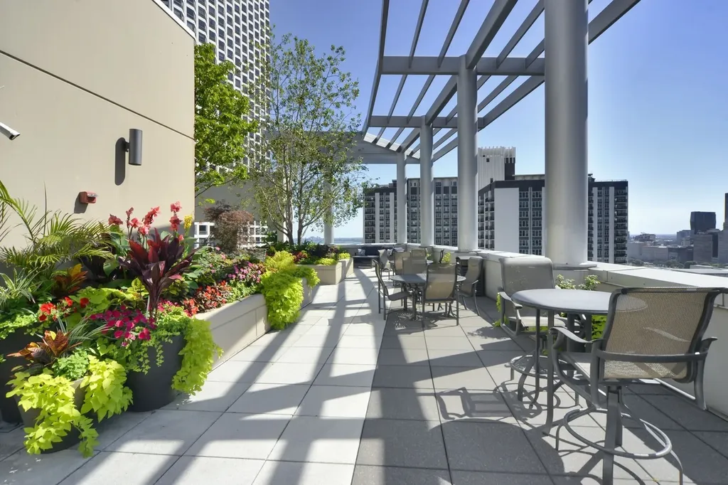 201 North Westshore Drive Chicago IL 60601