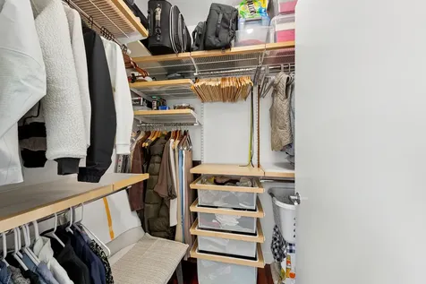 201 North Westshore Drive Chicago IL 60601