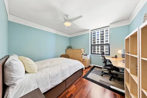 201 North Westshore Drive Chicago IL 60601