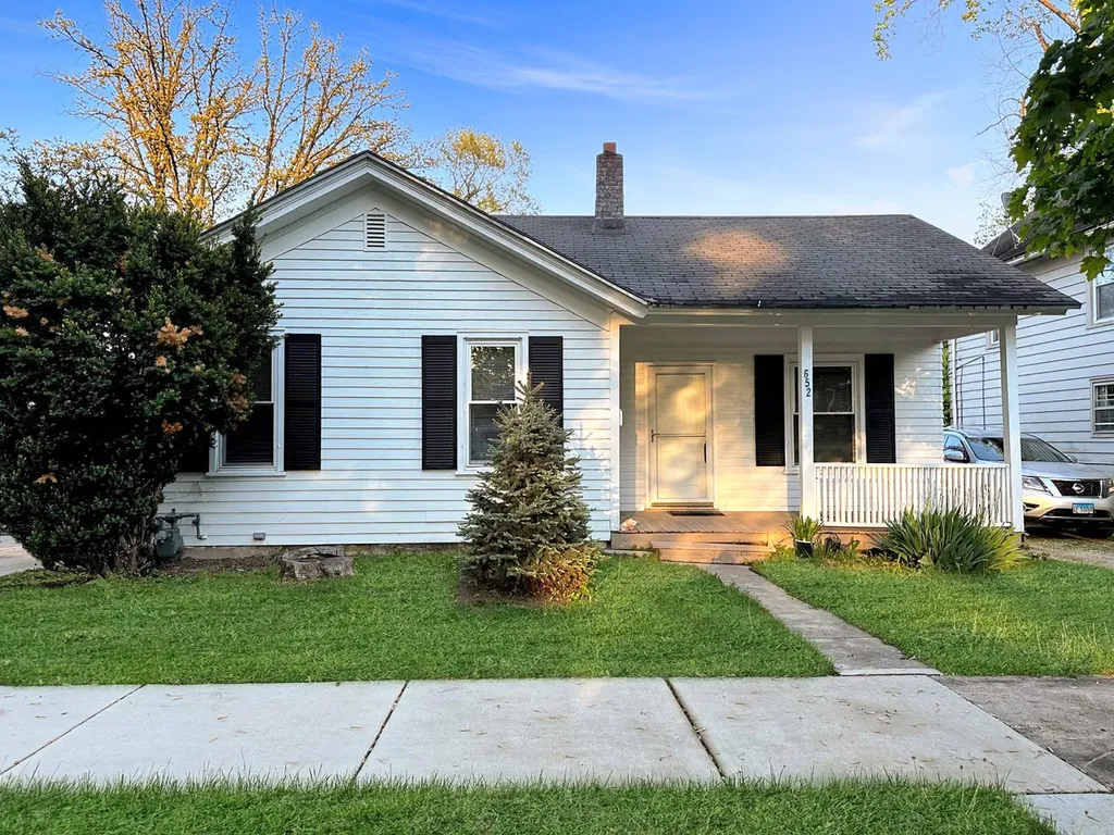 652 South Main Street Naperville IL 60540