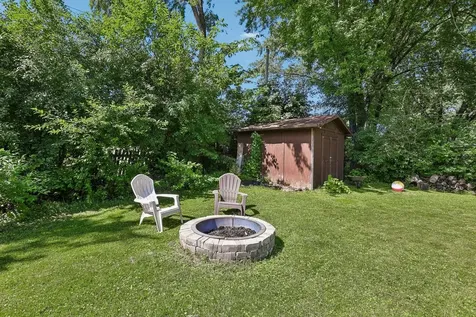 523 Maplewood Drive Antioch IL 60002