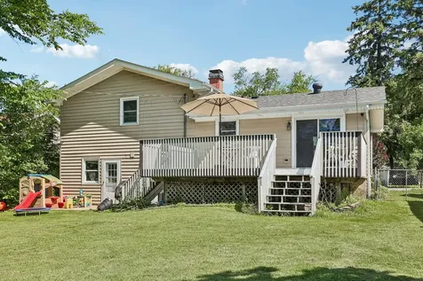 523 Maplewood Drive Antioch IL 60002