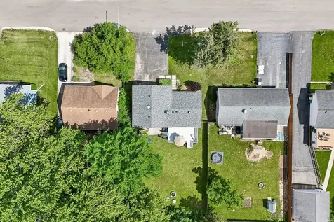 523 Maplewood Drive Antioch IL 60002