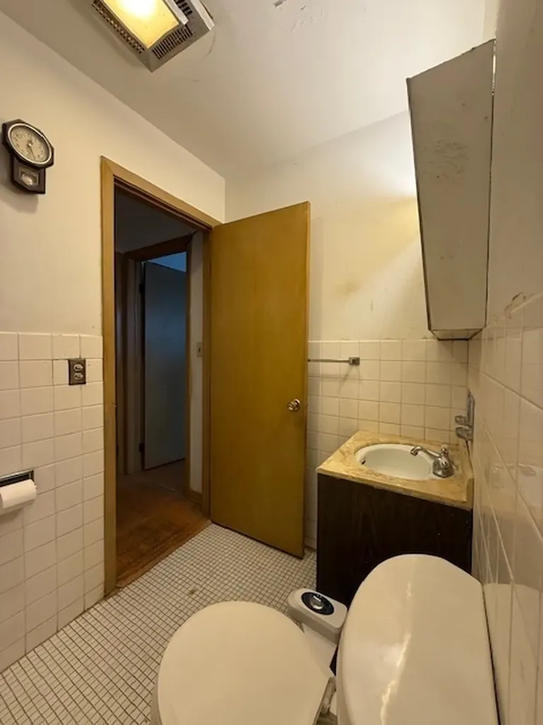 1517 West Lunt Avenue Chicago IL 60626