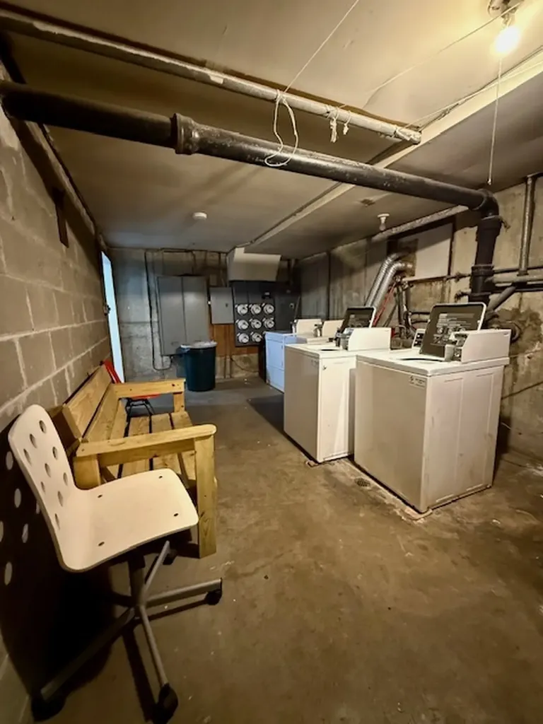 1517 West Lunt Avenue Chicago IL 60626
