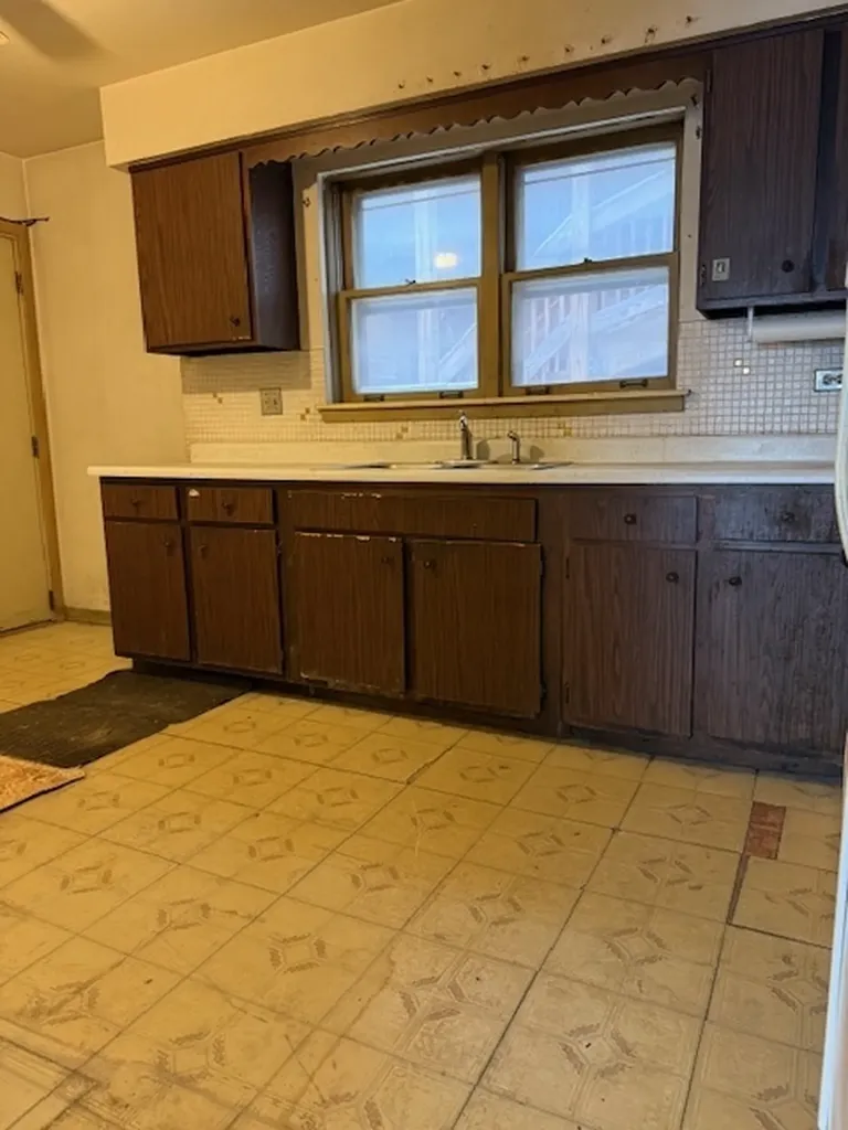 1517 West Lunt Avenue Chicago IL 60626
