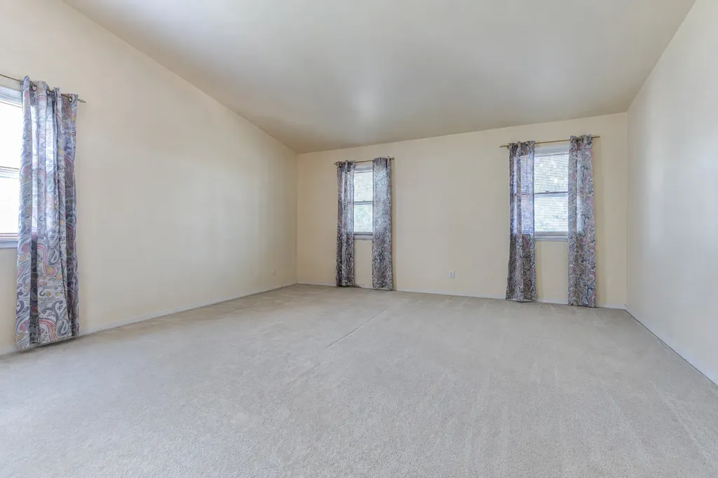 793 Santa Fe Court Carol Stream IL 60188