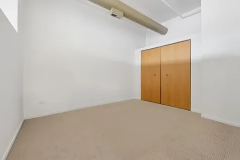 3151 North Lincoln Avenue Chicago IL 60657