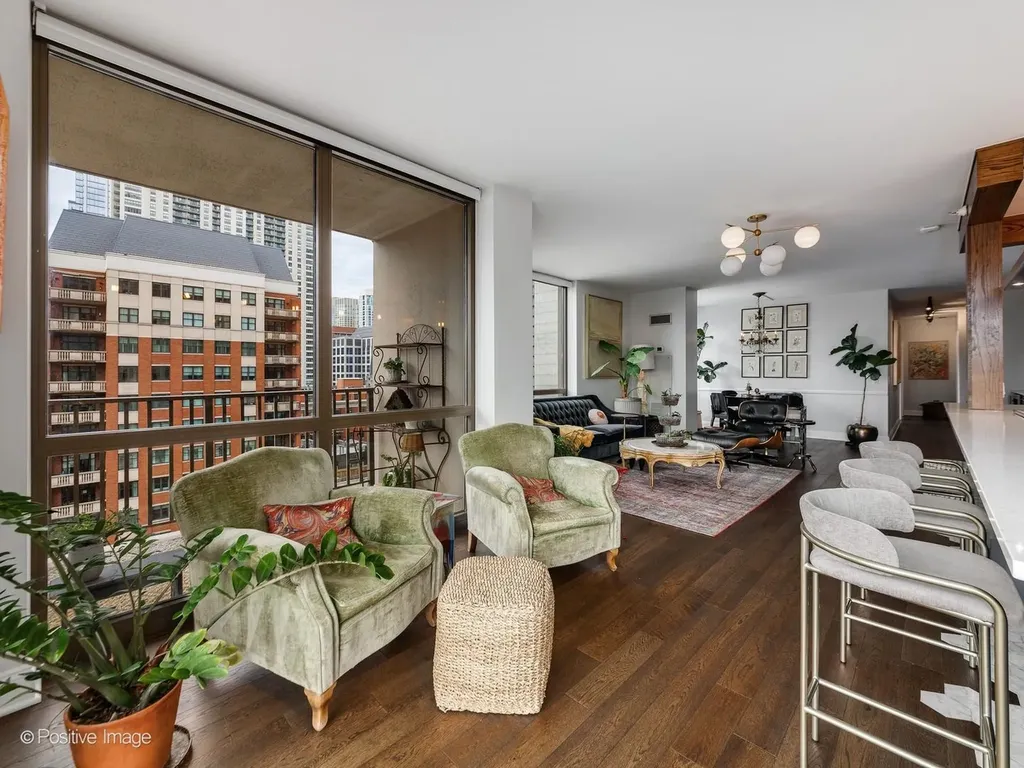 635 North Dearborn Street Chicago IL 60654