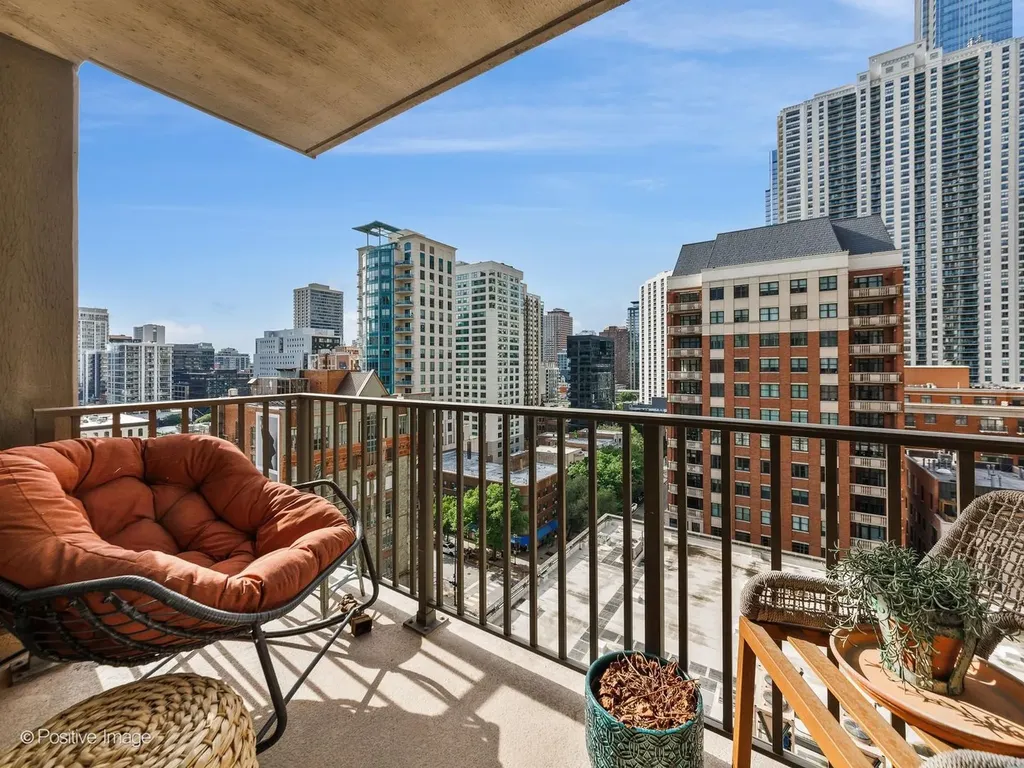 635 North Dearborn Street Chicago IL 60654