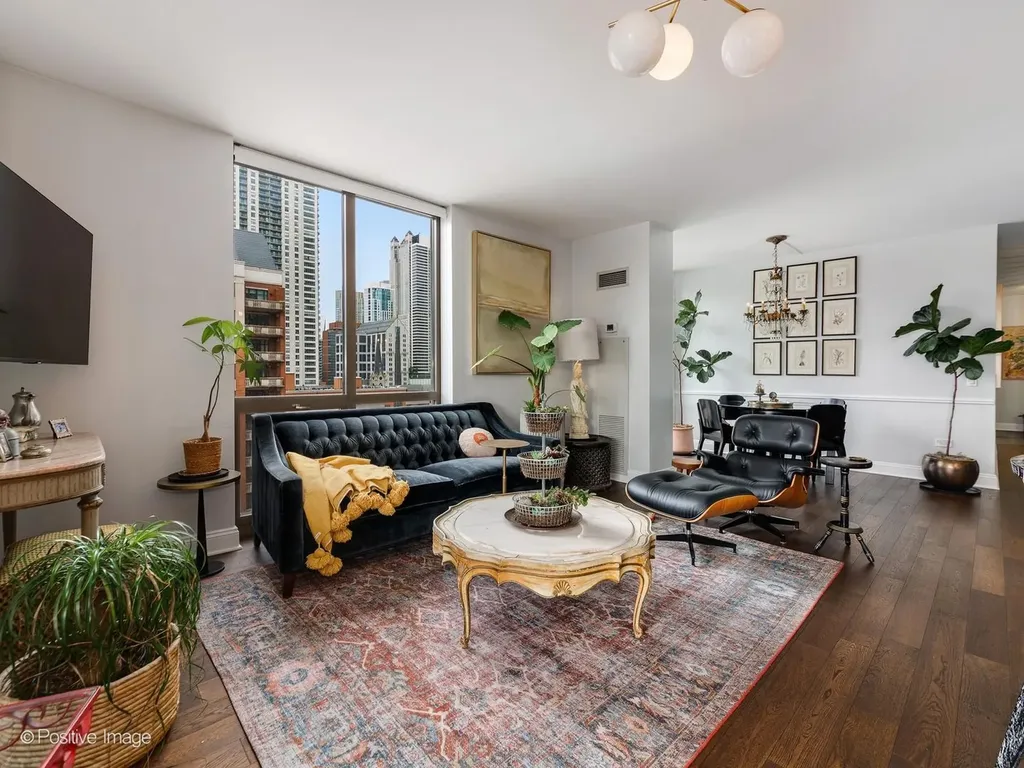 635 North Dearborn Street Chicago IL 60654