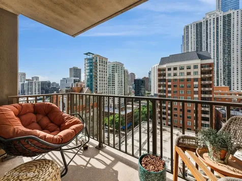 635 North Dearborn Street Chicago IL 60654