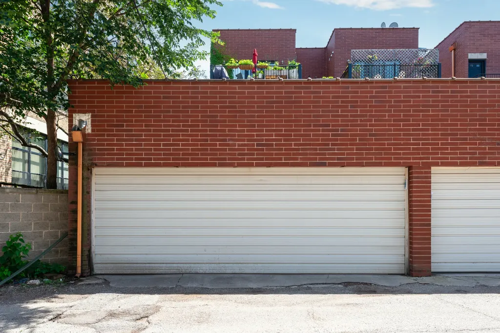 2310 West Wabansia Avenue Chicago IL 60647