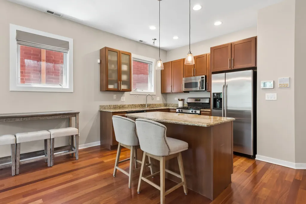 2310 West Wabansia Avenue Chicago IL 60647