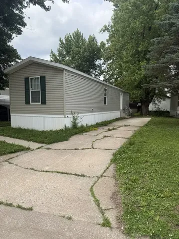 7900 79TH Ave Avenue W Rock Island IL 61201