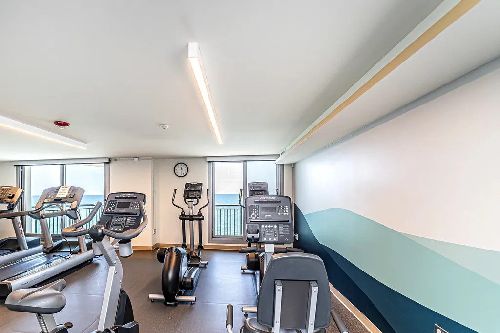 6007 North Sheridan Road Chicago IL 60660