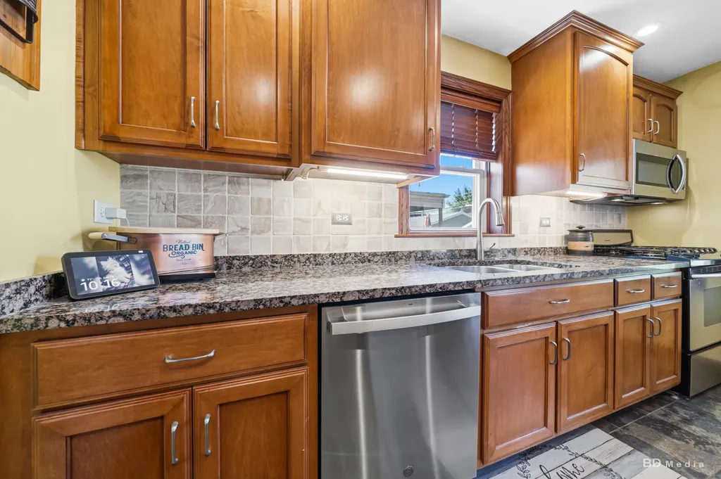 11020 South Lawndale Avenue Chicago IL 60655