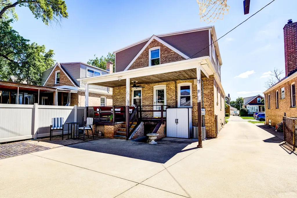 11020 South Lawndale Avenue Chicago IL 60655