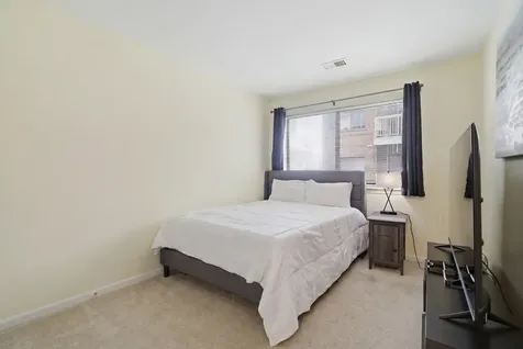 607 West Central Road Mount Prospect IL 60056