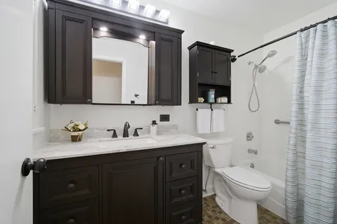 607 West Central Road Mount Prospect IL 60056