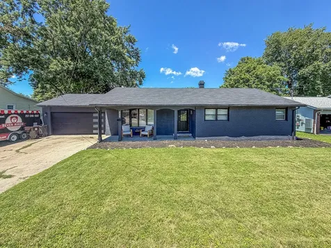400 West Wing Street Bement IL 61813