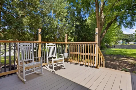 813 West Perry Street Belvidere IL 61008