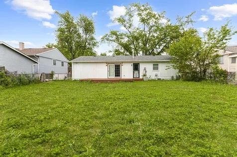 110 North Oak Lane Glenwood IL 60425