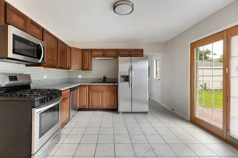 110 North Oak Lane Glenwood IL 60425