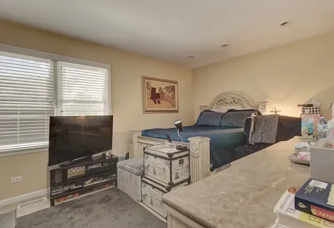 440 Wright Court Bolingbrook IL 60440