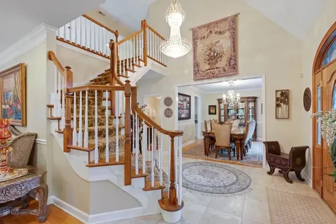 9336 Falling Waters Drive W Burr Ridge IL 60527