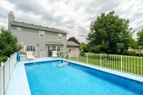 1914 Berkshire Gardens Cc Lane Normal IL 61761