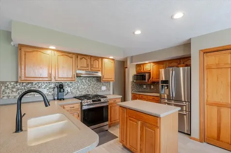 1914 Berkshire Gardens Cc Lane Normal IL 61761