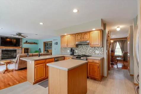 1914 Berkshire Gardens Cc Lane Normal IL 61761
