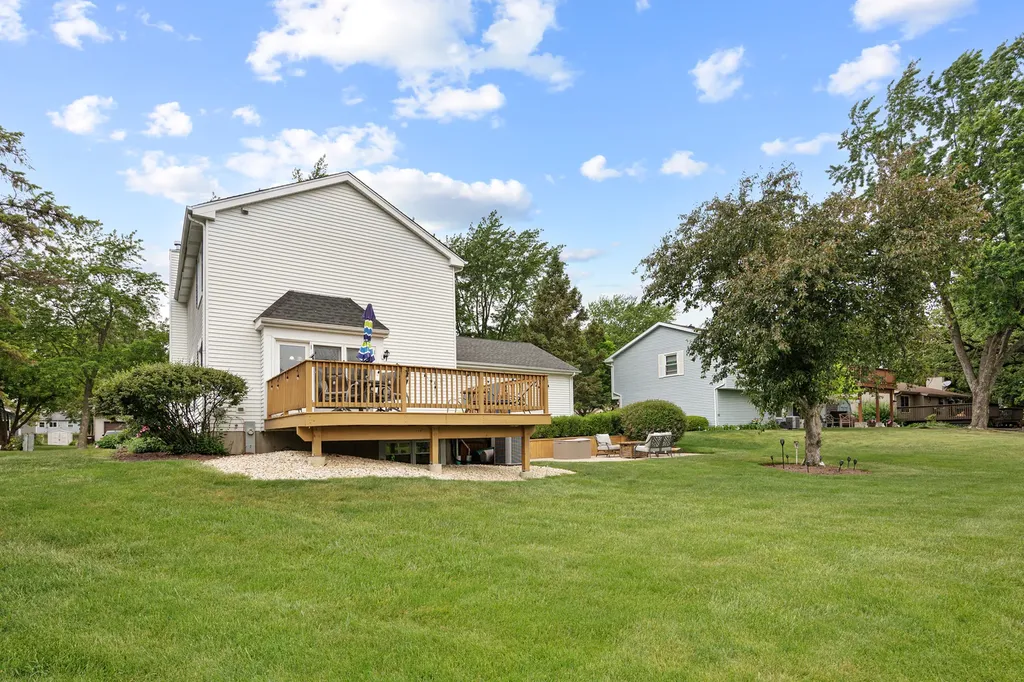 11002 Janice Drive Huntley IL 60142