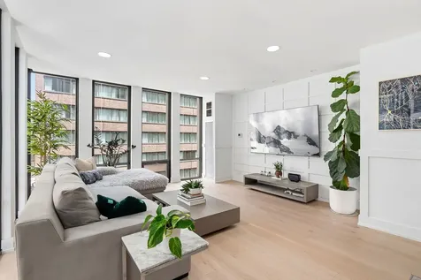 200 East Delaware Place Chicago IL 60611