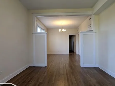 2814 North Troy Street Chicago IL 60618