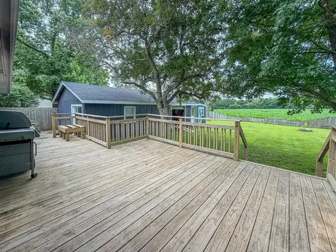 5155 Lake Road Mattoon IL 61938