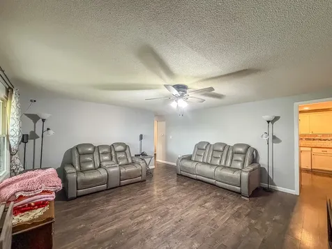 5155 Lake Road Mattoon IL 61938