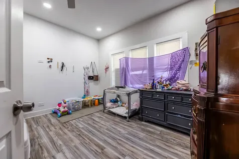 5737 South Laflin Street Chicago IL 60636