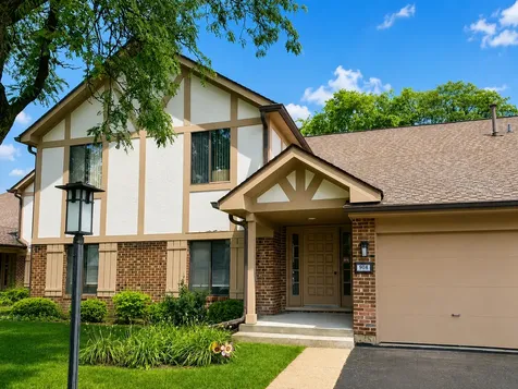 908 Knottingham Drive Schaumburg IL 60193