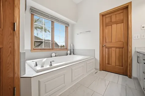 11497 Ridgecrest Drive Roscoe IL 61073