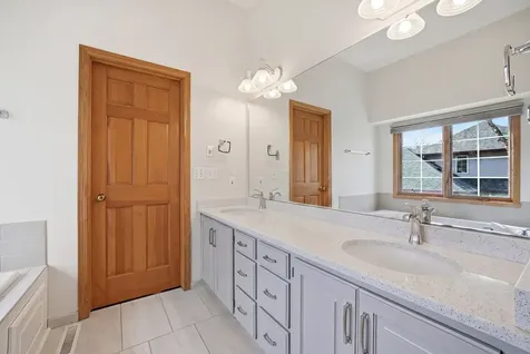 11497 Ridgecrest Drive Roscoe IL 61073